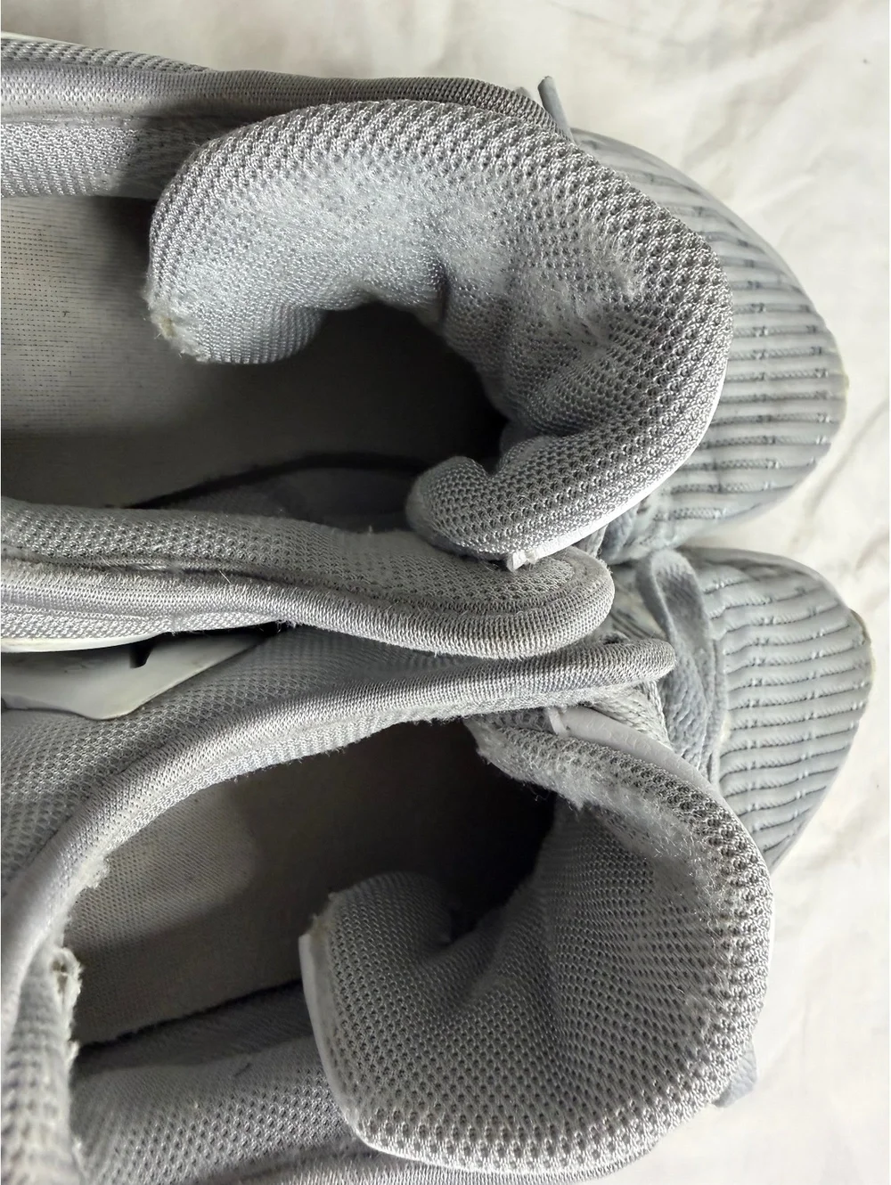 Nike LeBron Witness 8 Basketball Shoes Gray White Men’s 7.5